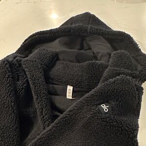 ALO Yoga Black Foxy Sherpa Jacket